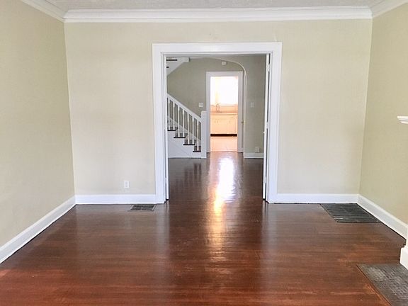 4th image of 4008 Carrollton Ave