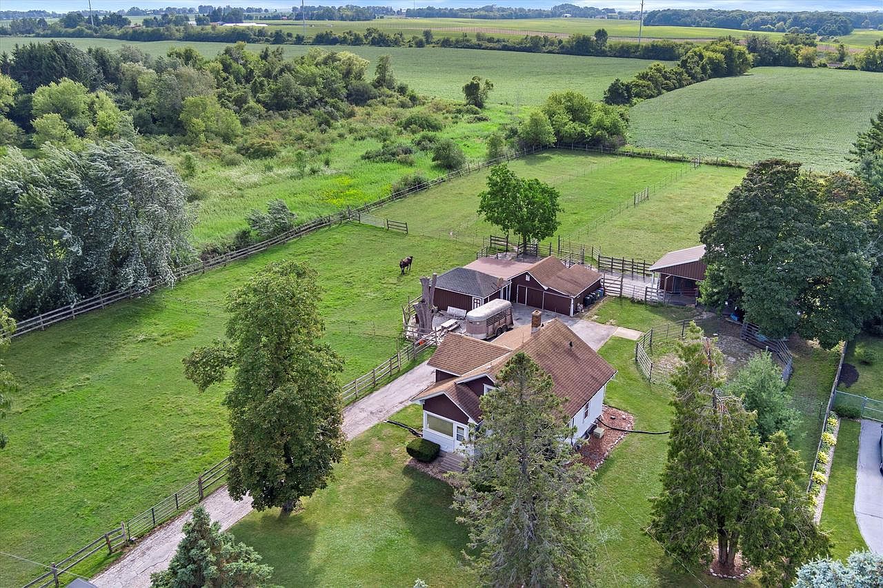 7432 West River ROAD, Caledonia, WI 53108 Zillow