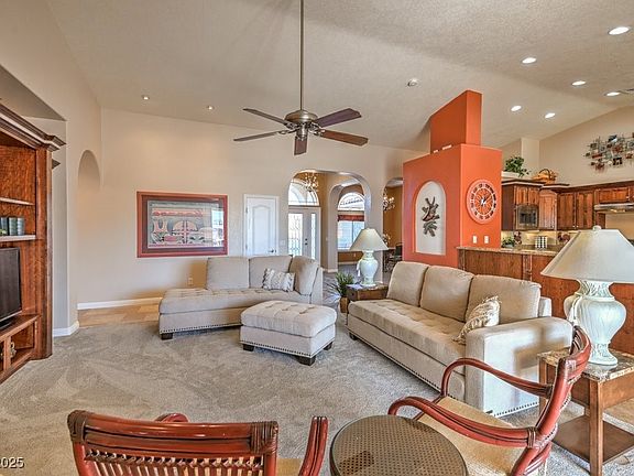4th image of 741 Antelope Ave