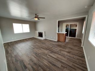 5246 Driftwood St APT 10, Oxnard, CA 93035