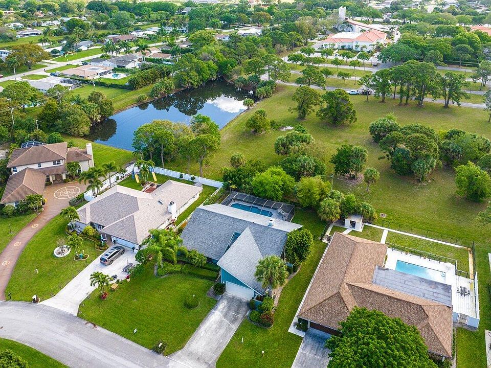 1st image of 9034 Gardens Glen Circle