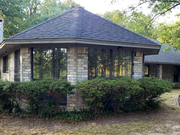 19764 State Highway 37 S, Bogata, TX 75417