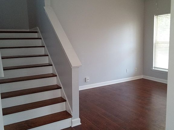 3rd image of 158 Keel Ave