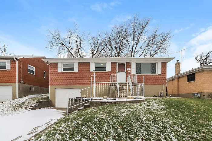 5325 Plumridge Dr — Photo 1