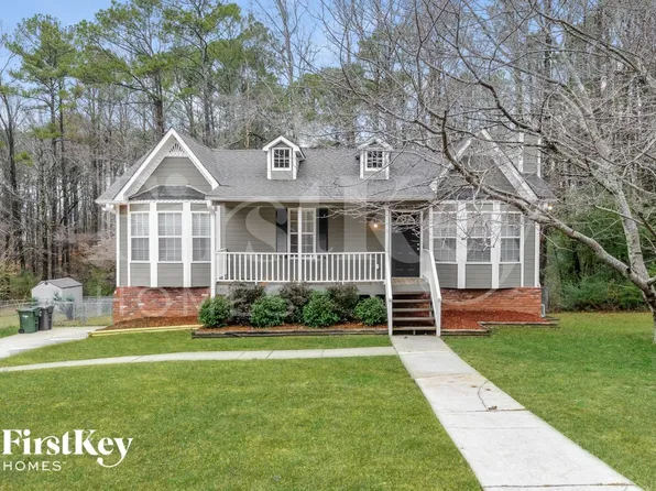 682 Brandy Dr, Trussville, AL 35173