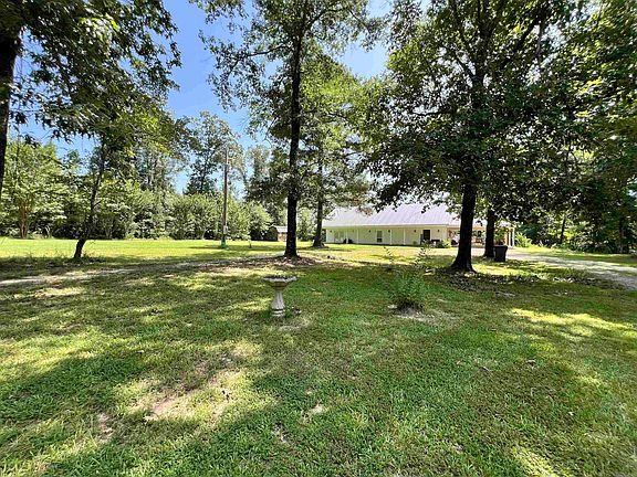 3rd image of 1678 Gentry Rd