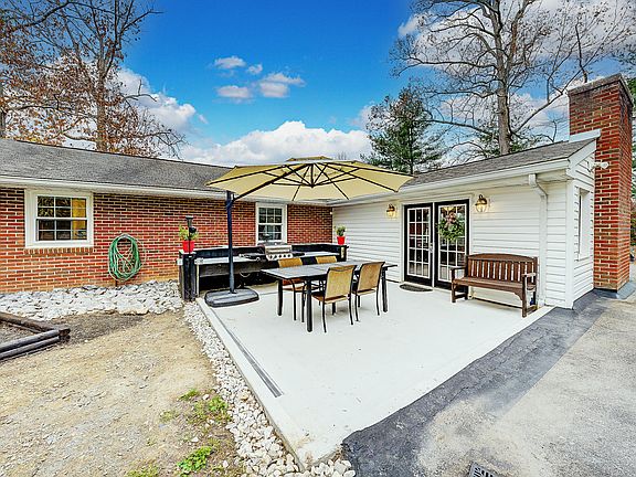 2nd image of 5101 Northwood Dr NW