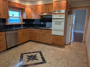 759 Boylston St #2, Chestnut Hill, MA 02467