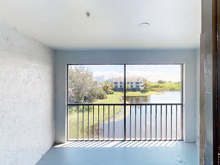 Inlet Bay at Gateway — Photo 92