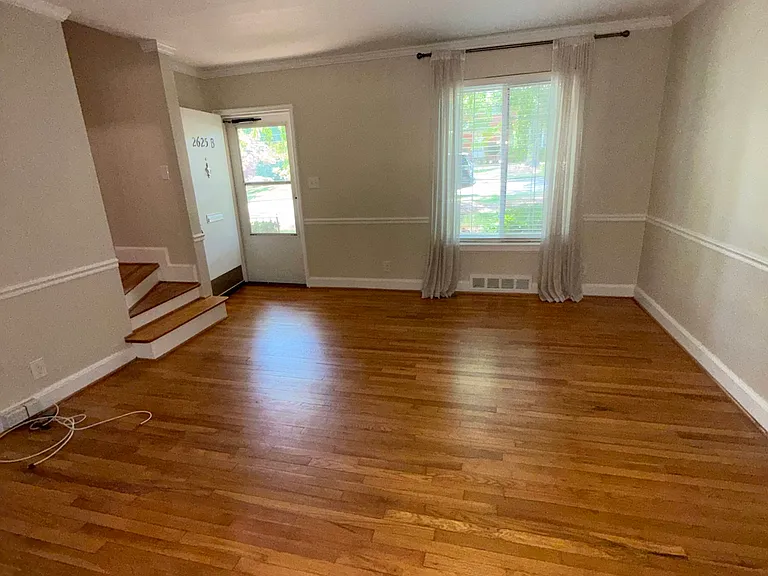 2625 B Greenbrier Rd — Photo 5