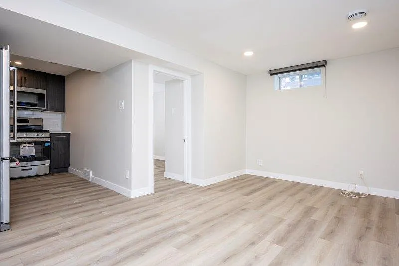 2 bed, 822 sqft, $1,400 — Photo 1