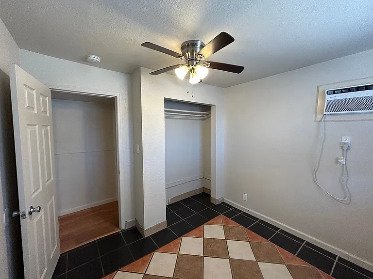 520 Solano St — Photo 6