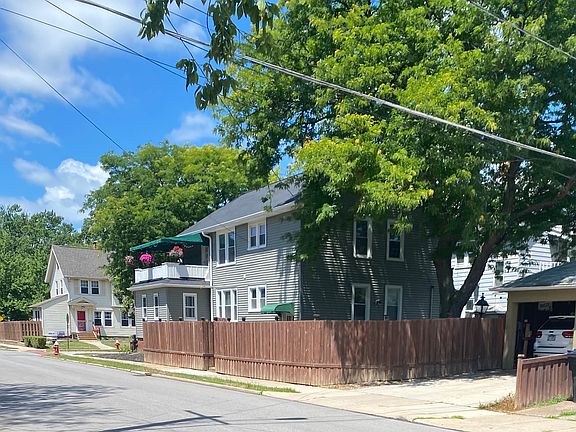 5th image of 2107 Mars Ave