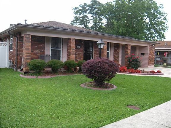 2nd image of 1524 Redwood Dr