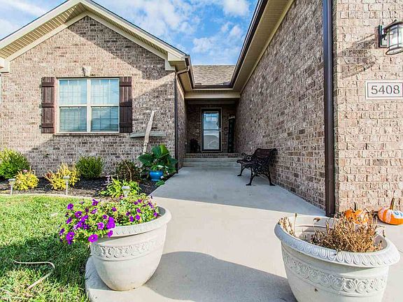 3rd image of 5408 Green Ash Dr