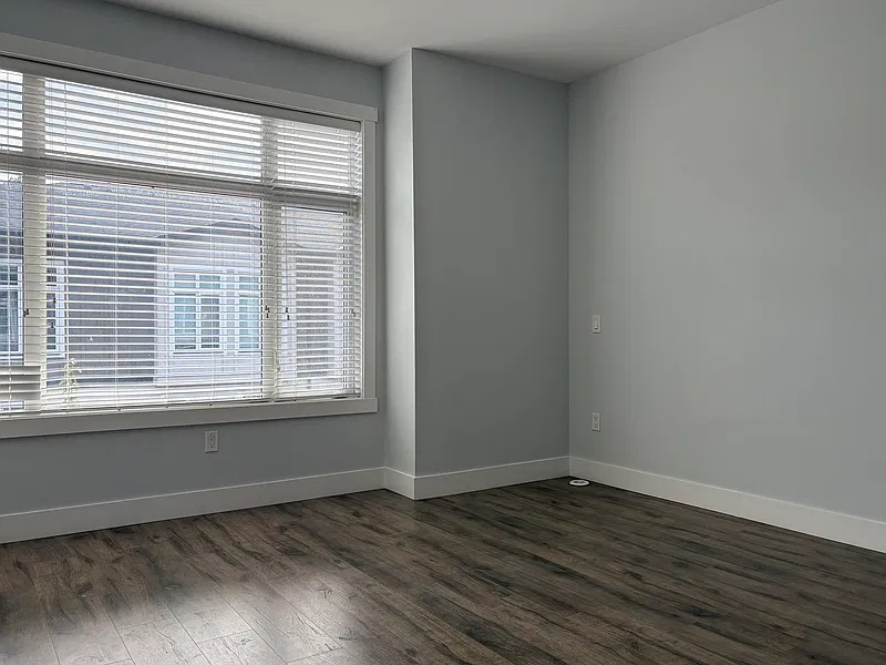 4 bed, 3.5 bath, $2,950 — Photo 2