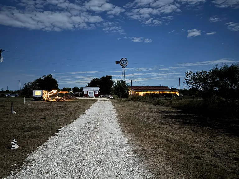 Grove Ln — Photo 20