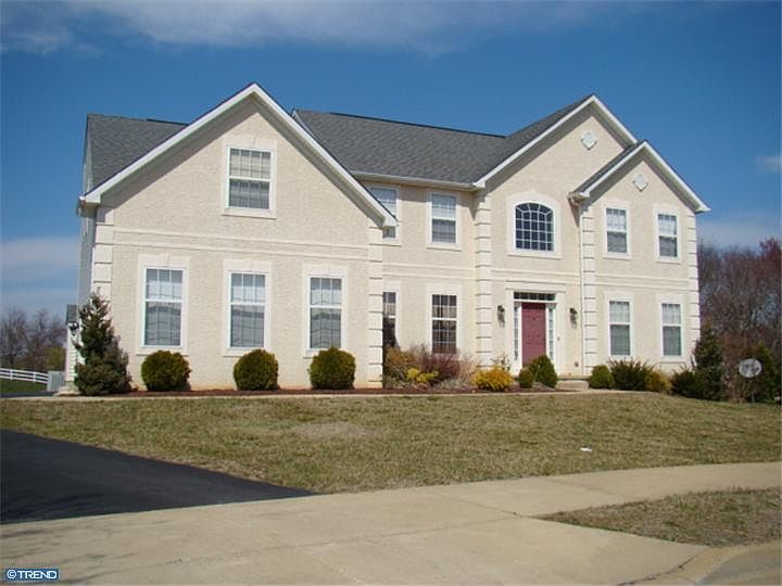1st image of 116 Willow Grove Mill Dr