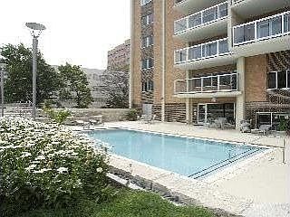 2nd image of 221 W 48th St APT 707