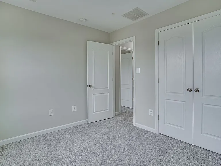 2895 Sedgemore Pl — Photo 20