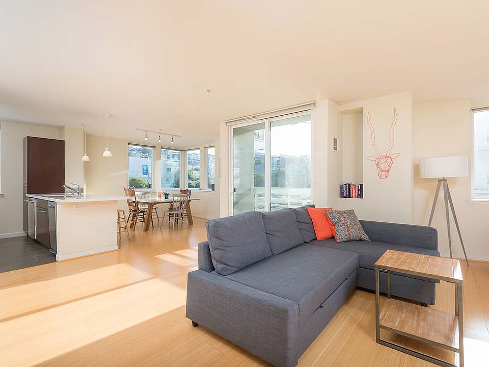 1st image of 2298 Lombard St #202