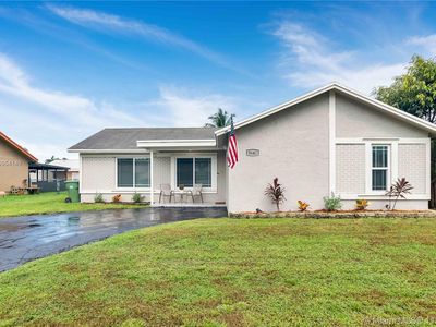 8641 NW 3rd St, Pembroke Pines, FL, 33024