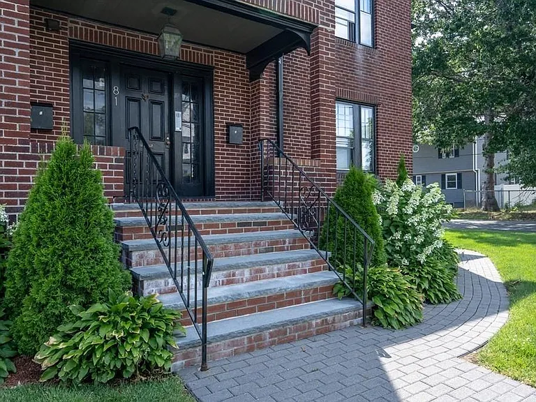 81 Butler St #2 — Photo 5
