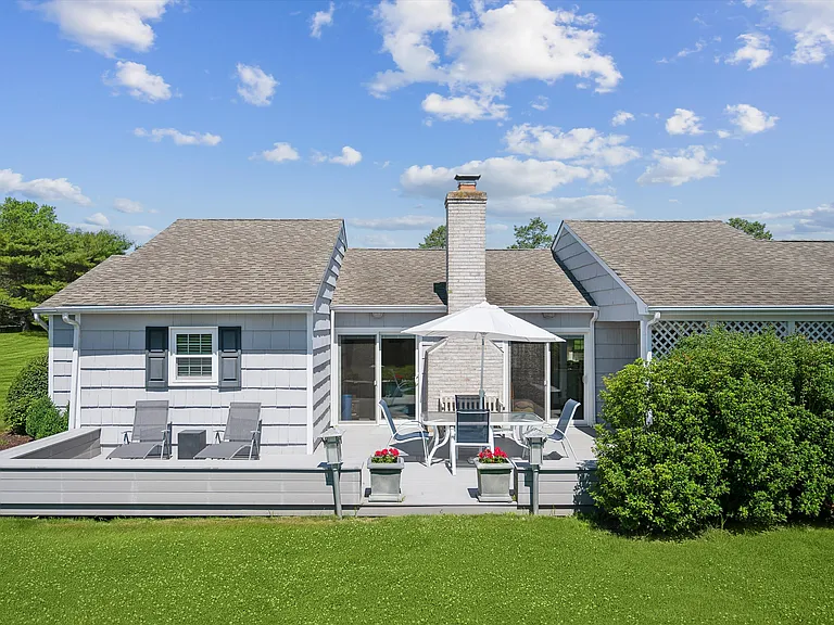 14 Saint Andrews Cir — Photo 16