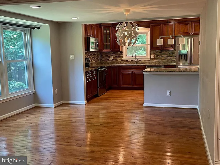 6223 Rathlin Dr — Photo 3