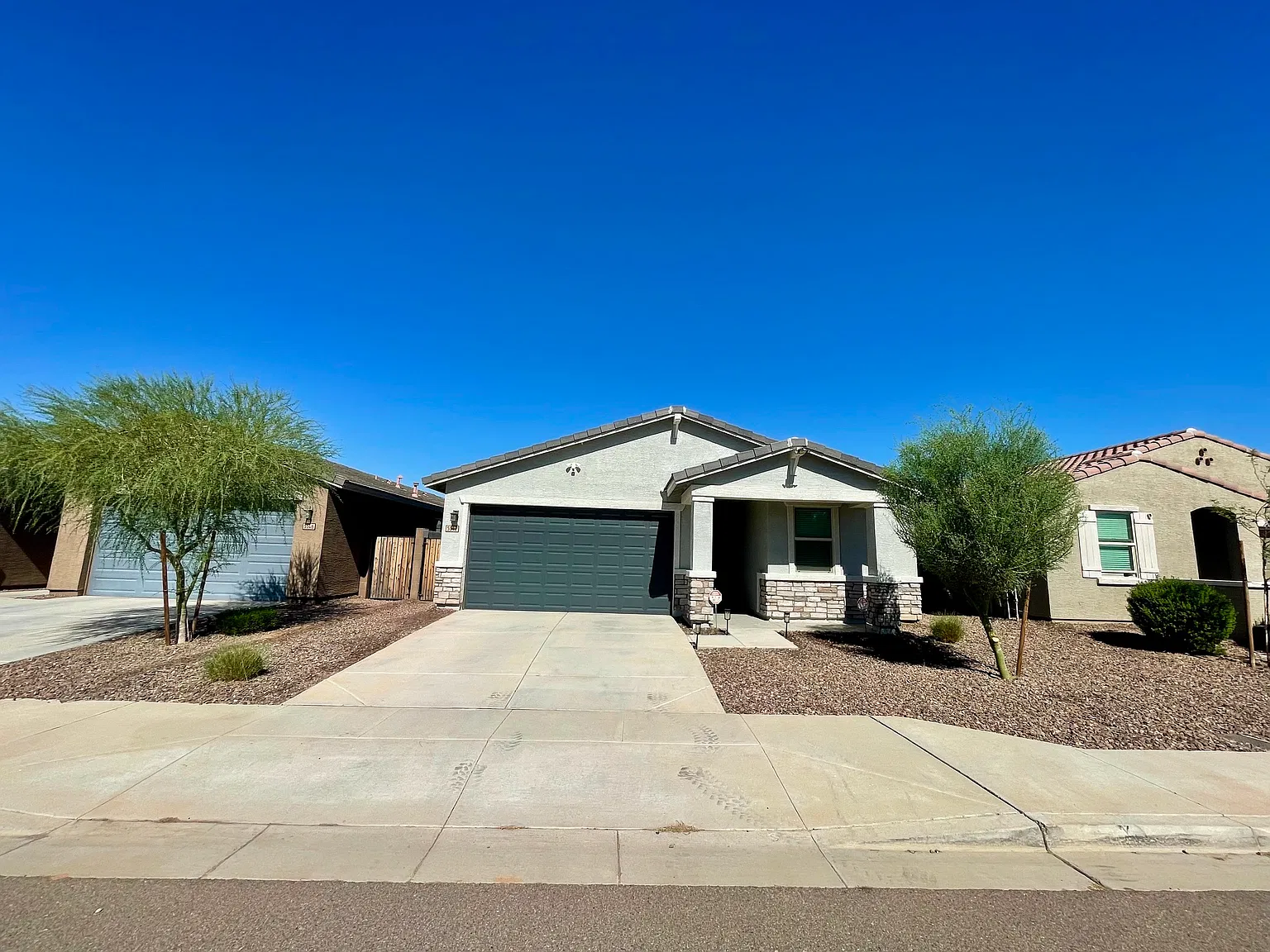 3 bed, 1532 sqft, $2,195 — Photo 2