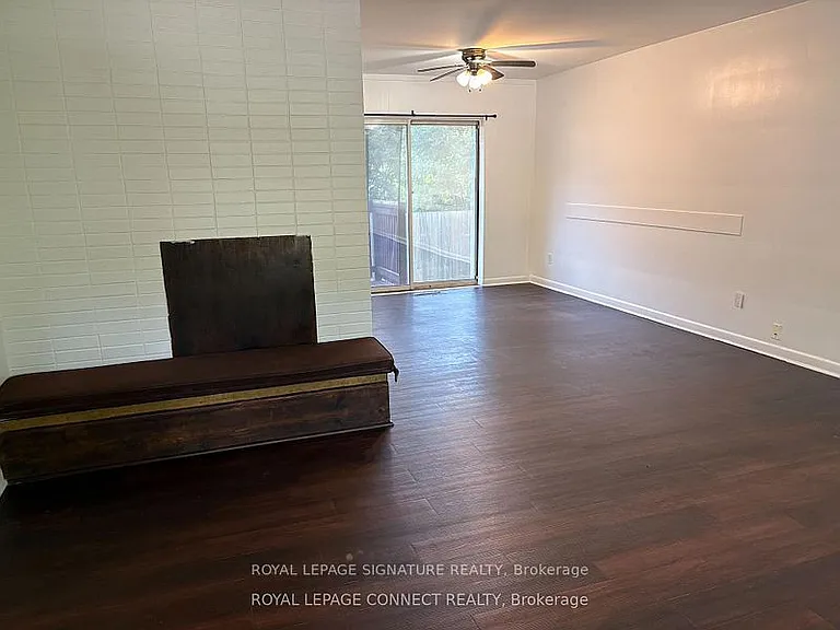 4130 Lawrence Ave E — Photo 3