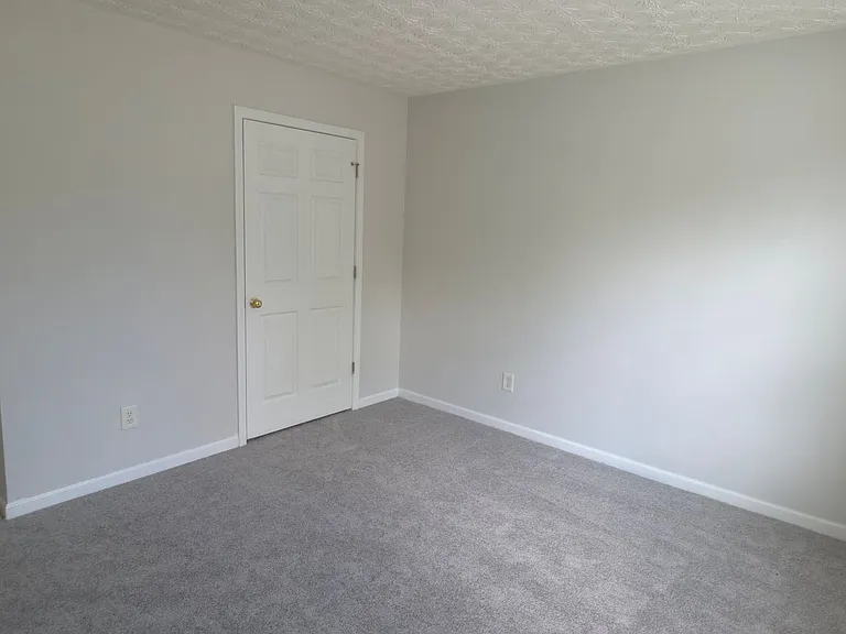 3458 Hill Pond Dr — Photo 10