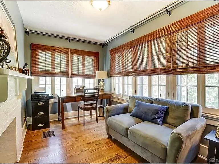 Sunroom/home office to the Southeast