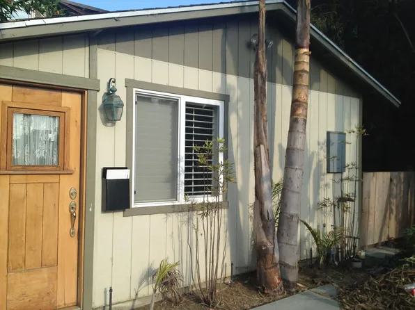 924R Valley Ave, Solana Beach, CA 92075