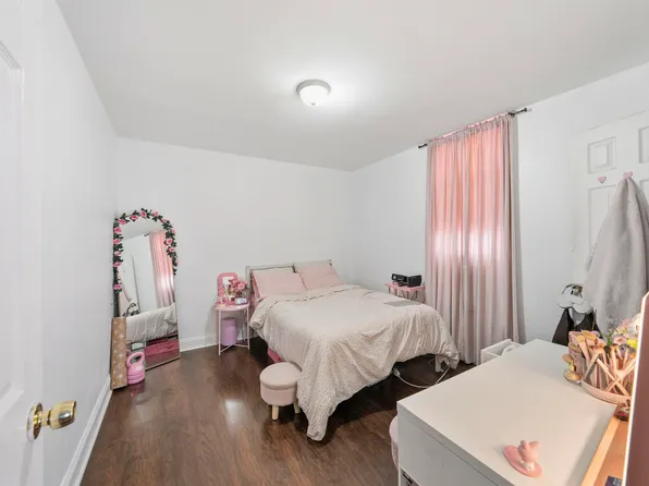 4616 Meadowview Avenue image 18 of 29