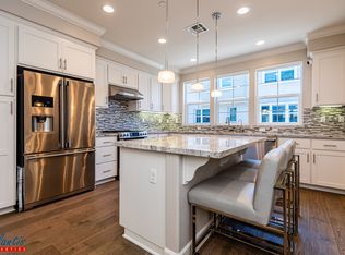106 Maidenhair Ter, Sunnyvale, CA 94086