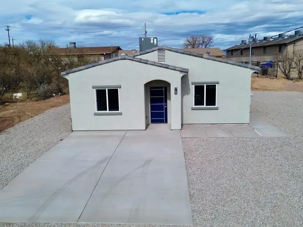 122 Via Venezuela, Rio Rico, AZ 85648