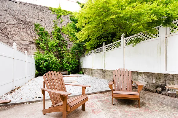 Rented by Spire Group | media 7