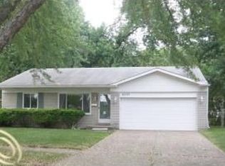 6235 Westland Dr, Westland, MI 48185