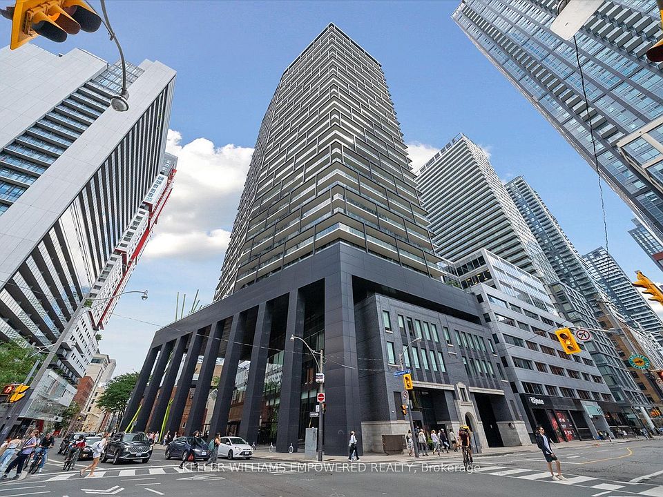 1st image of 125 Peter St #1105