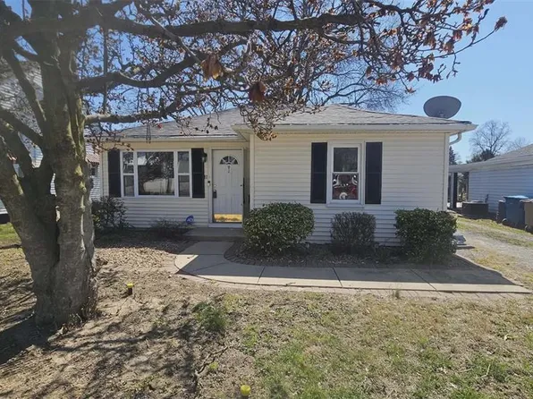 11 E Delmar Ave, Alton, IL 62002