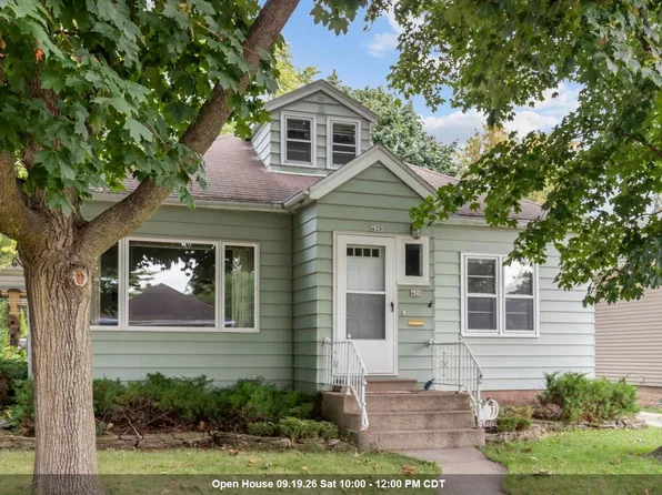 420 Annex Ave, Oshkosh, WI 54901