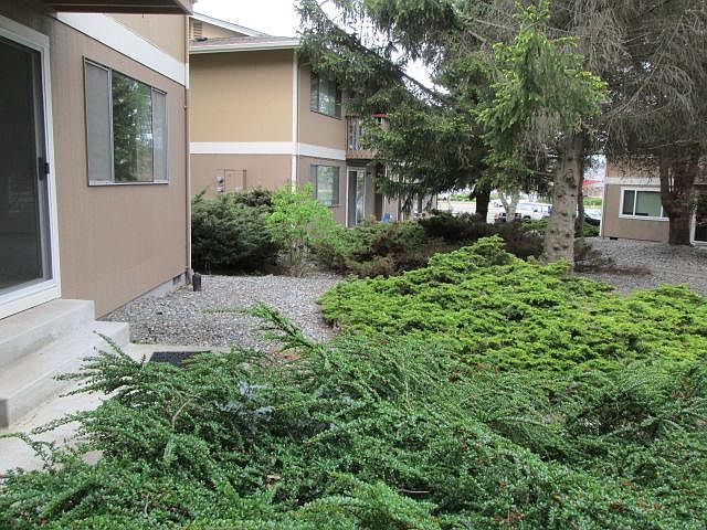 1st image of 101 SE Ely St APT A101