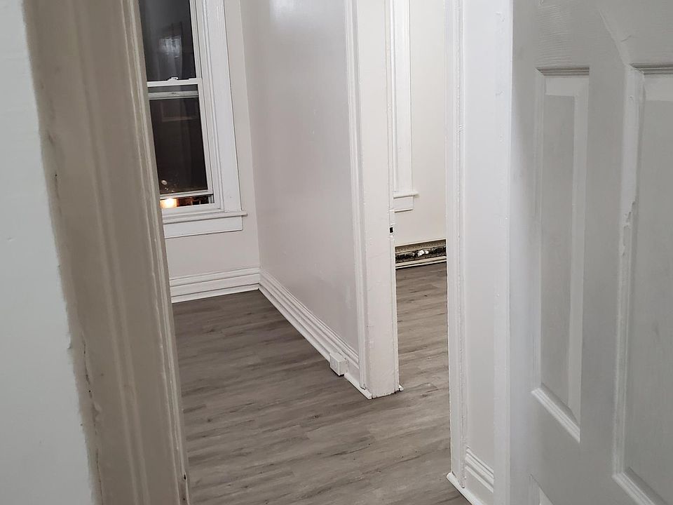 1st image of 4 W Glen Ave #2