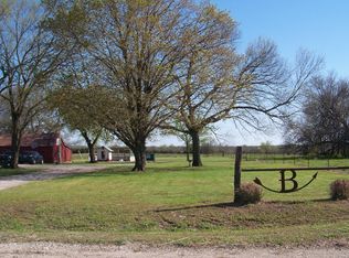 22755 220th Rd, Stark, KS 66775