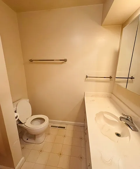 889 Morrison Ave — Photo 13