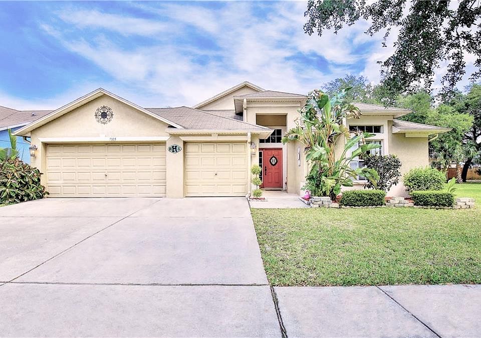 1st image of 7105 Colonial Lake Dr
