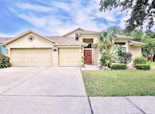 7105 Colonial Lake Dr, Riverview, FL 33578