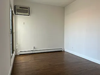 Rented by Celine Moradof-Nazarian, LREB