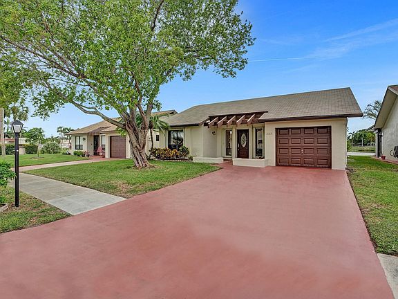 4th image of 2165 SW 17th Circle